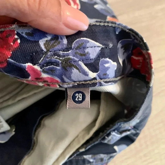 Citizens Of Humanity Chloe Floral Cutoff Shorts 29 - Picture 6 of 10